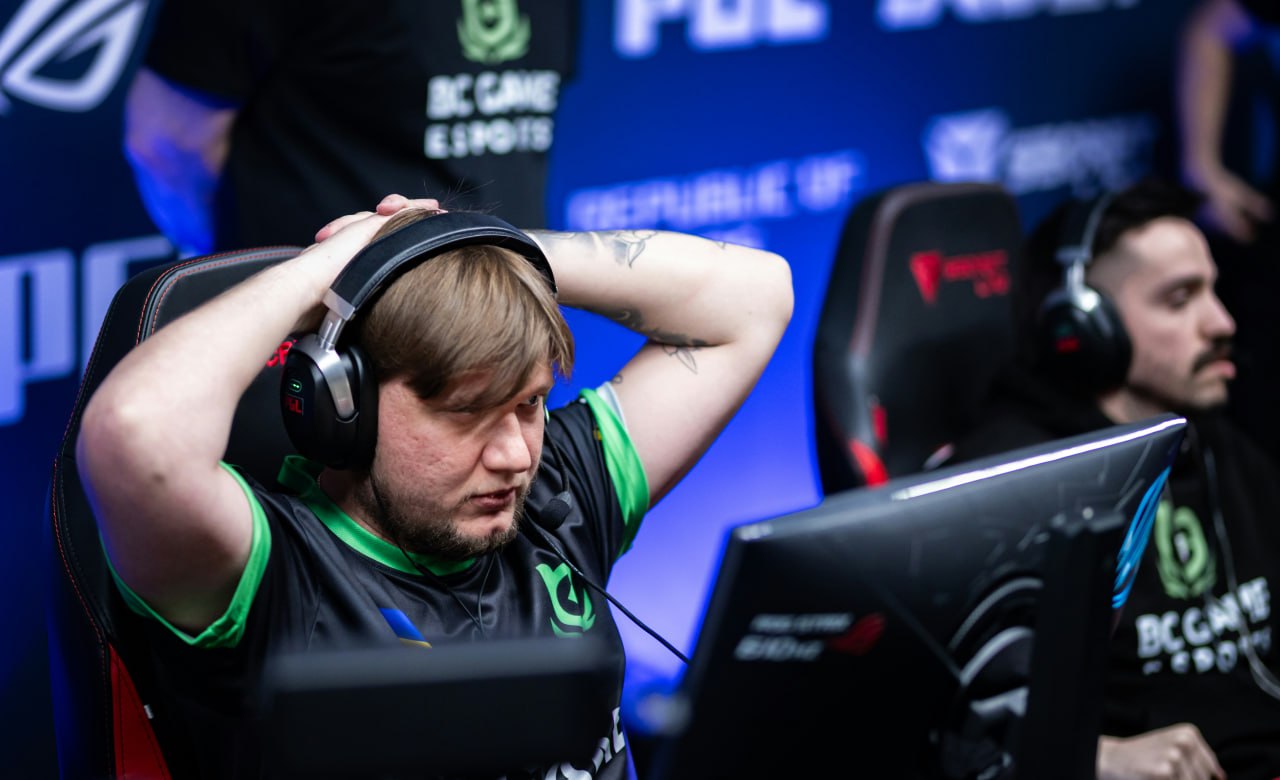 s1mple refuses to play with nocries, unaware of roster substitution